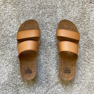 REEF CUSHION VISTA HI | Natural | size 7